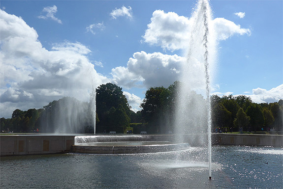 Cascade and fountains