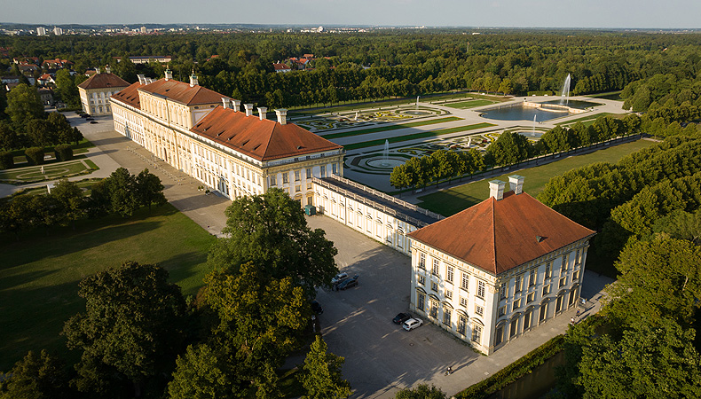 Bild: Neues Schloss Schlei&szlig;heim mit Parterre