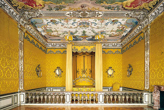 Paradeschlafzimmer im Appartement der Kurfürstin, Foto: Bayerische Schlösserverwaltung Bild: Paradeschlafzimmer im Appartement der Kurfürstin